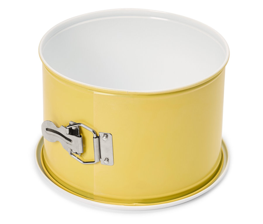 Moule à charnière jaune avec intérieur blanc et fermoir argenté sur fond blanc.