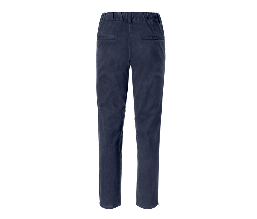 Pantalon en twill bleu foncé avec ceinture confort, vu de dos.