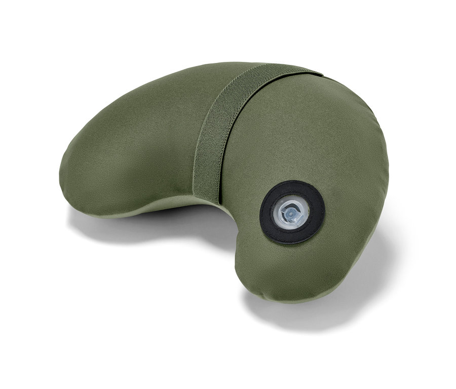 Coussin gonflable pour la nuque vert.