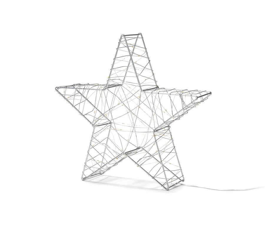 Une grande étoile décorative à LED sur fond blanc.