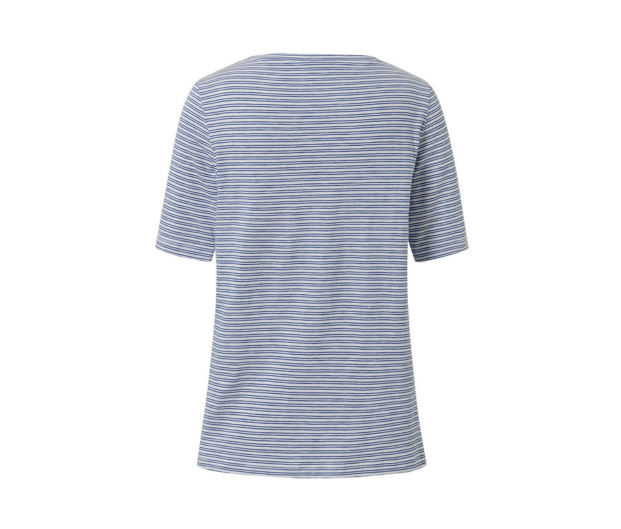 T-shirt rayé vu de dos.