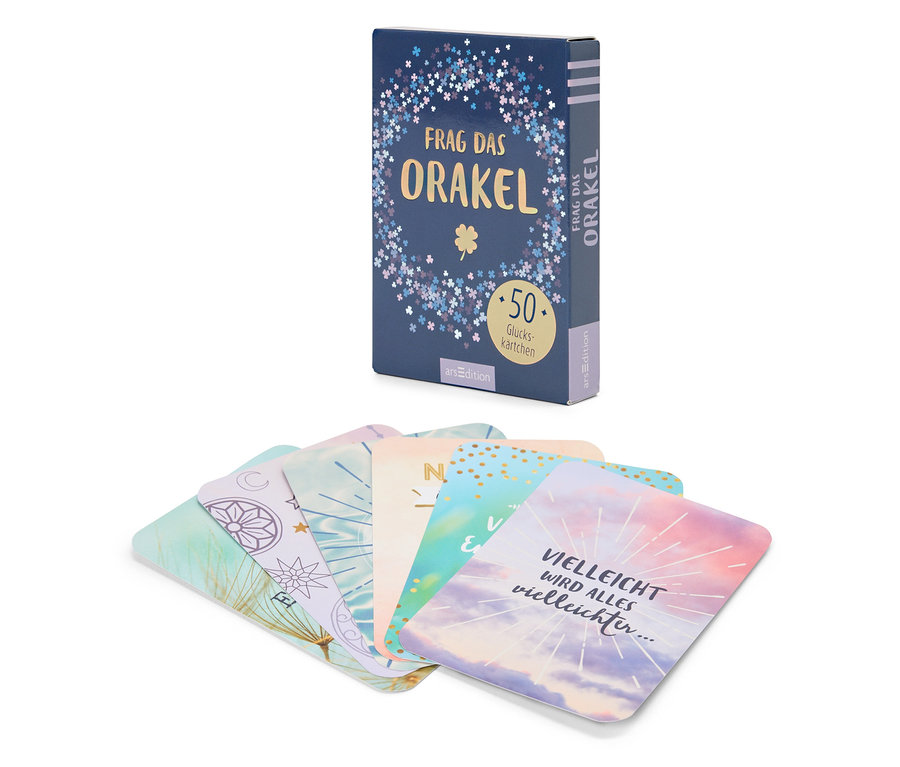 Une boîte intitulée « Demande à l'oracle » se trouve à côté d'un éventail de cartes d'oracle.