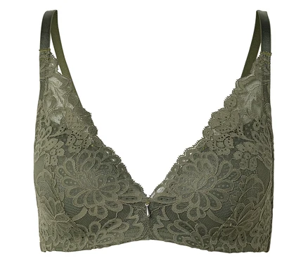 Soutien-gorge vert en dentelle avec de fines bretelles sur fond blanc.