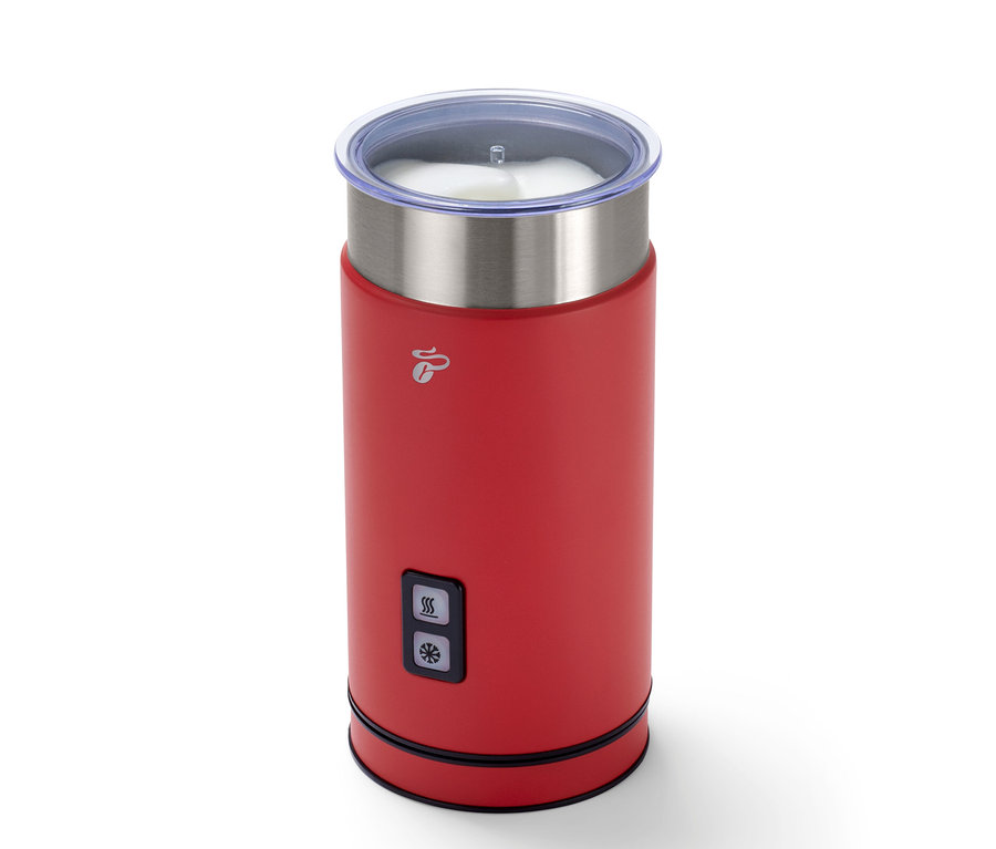 Mousseur à lait électrique rouge.