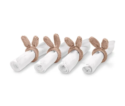 Quatre serviettes blanches dans le kit crochet DIY «onds de serviette».