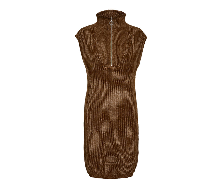 Une robe en maille marron à manches courtes avec une fermeture éclair au niveau du cou.