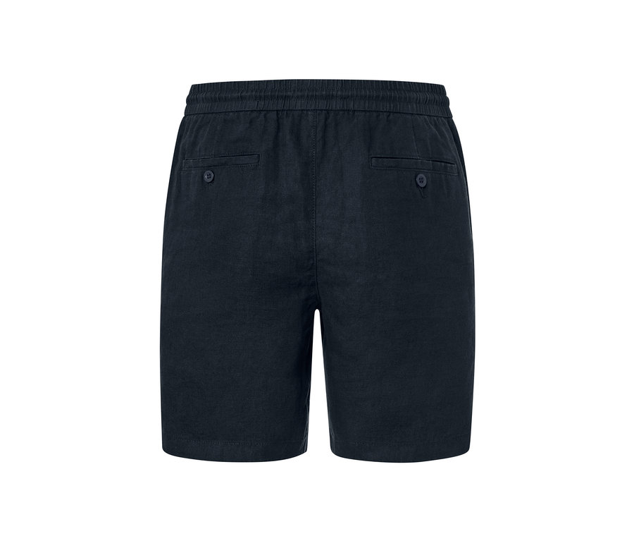 Vue détaillée de l'arrière d'un short en lin avec taille élastique et poches boutonnées.