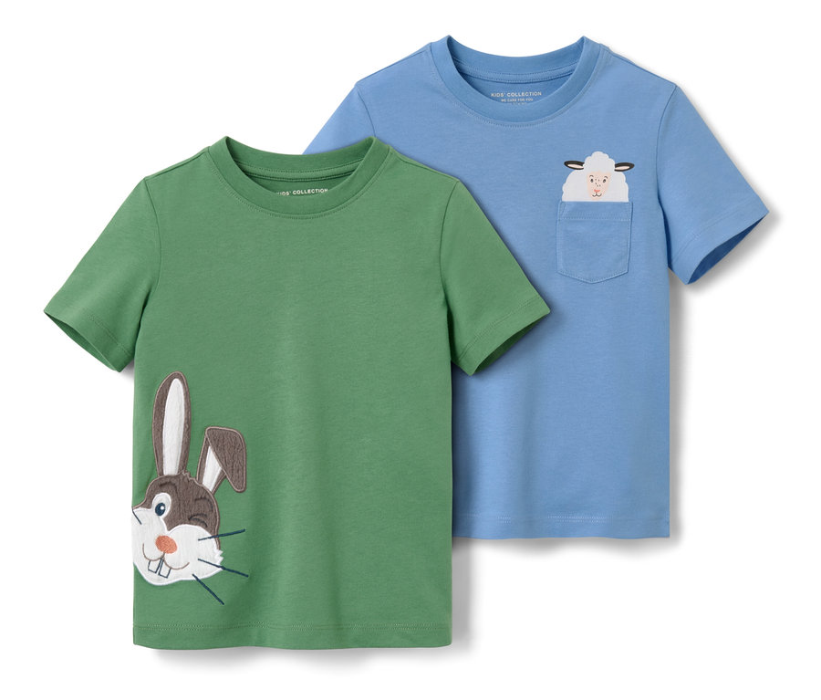 Deux t-shirts pour enfant avec application, un bleu avec un mouton, l'autre vert avec un lapin.