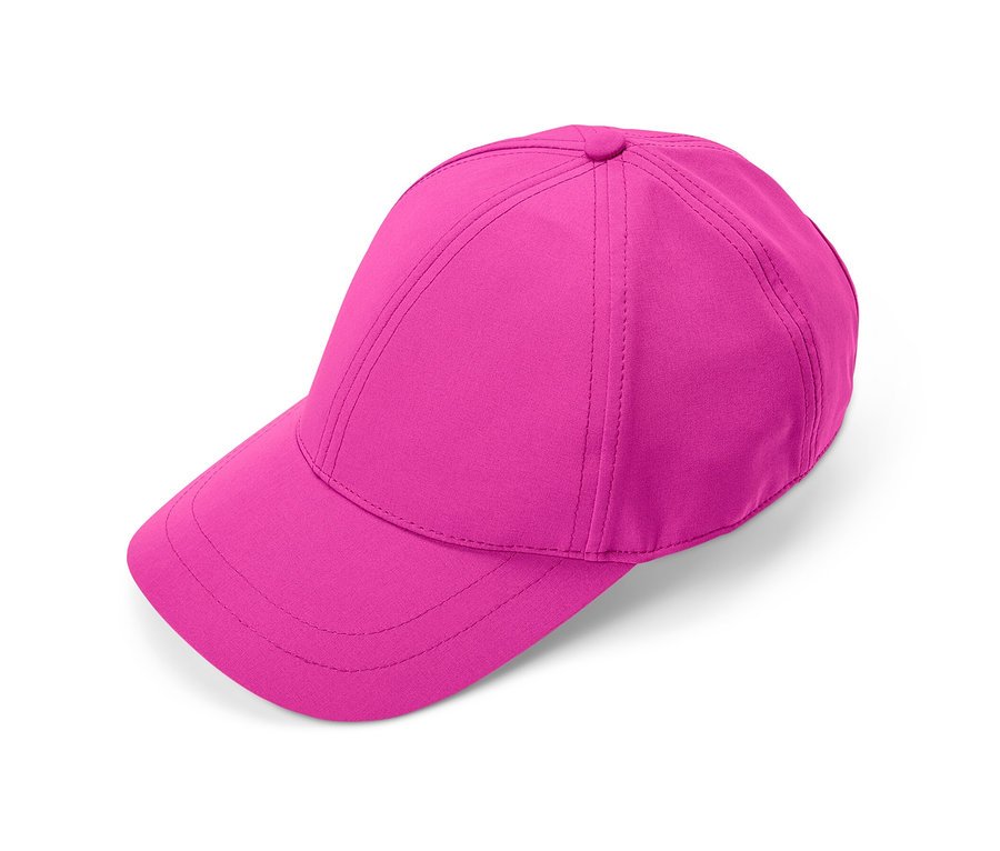 Une casquette de sport rose vif.