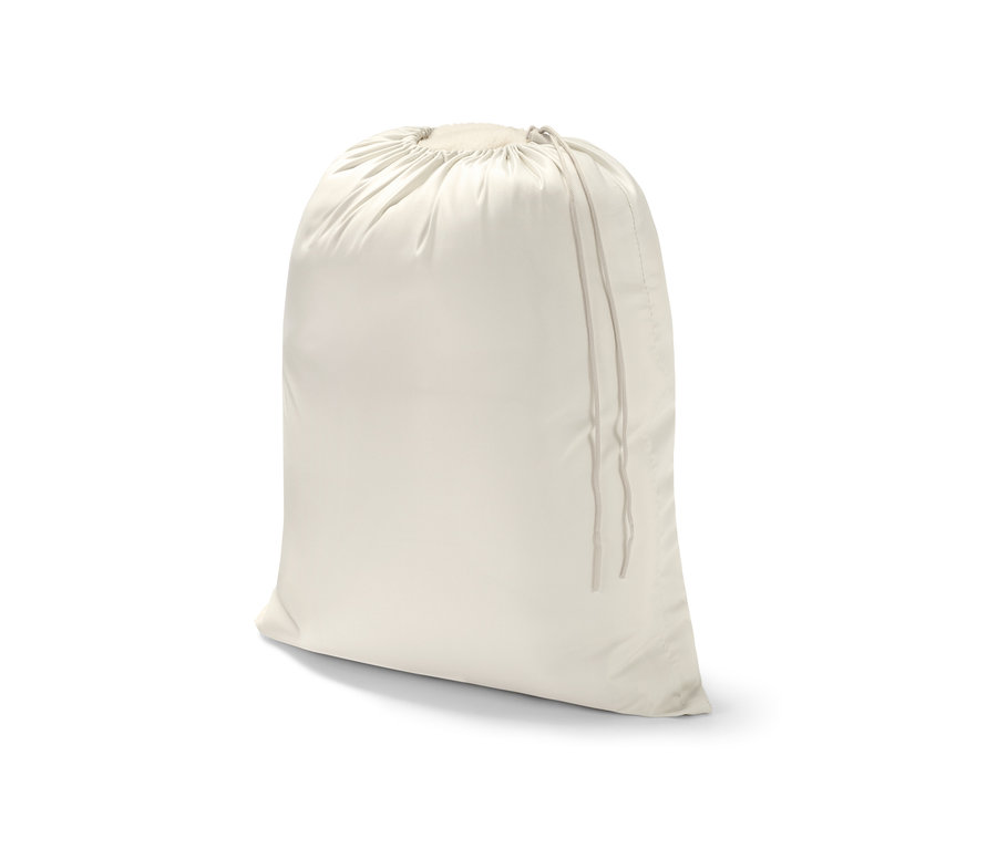 Un poncho chauffant à batterie crème resserré par un cordon.