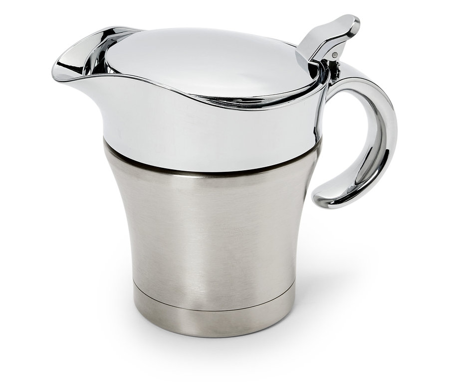 Une thermos en acier inoxydable avec couvercle et poignée chromés.