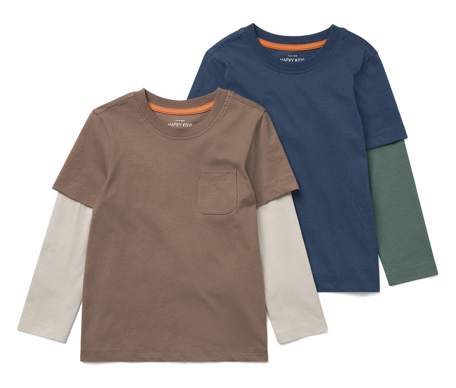 Deux t-shirts à manches longues pour enfants, un marron avec une poche, l'autre bleu.