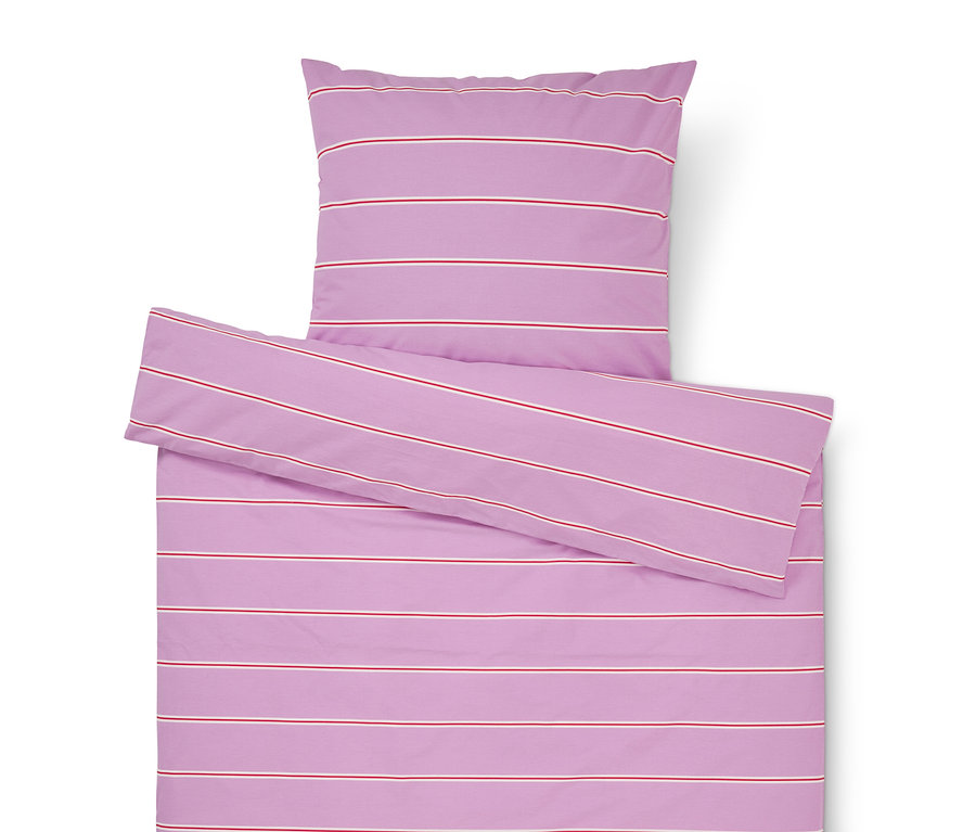 Linge de lit lilas à rayures rouges et blanches comprenant une taie d'oreiller et une housse de couette.