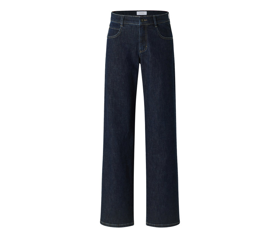 Jean bleu foncé à coupe droite avec poches avant visibles, surpiqûres contrastantes et une ceinture avec bouton et fermeture éclair.