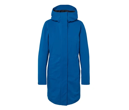 Manteau bleu à capuche.