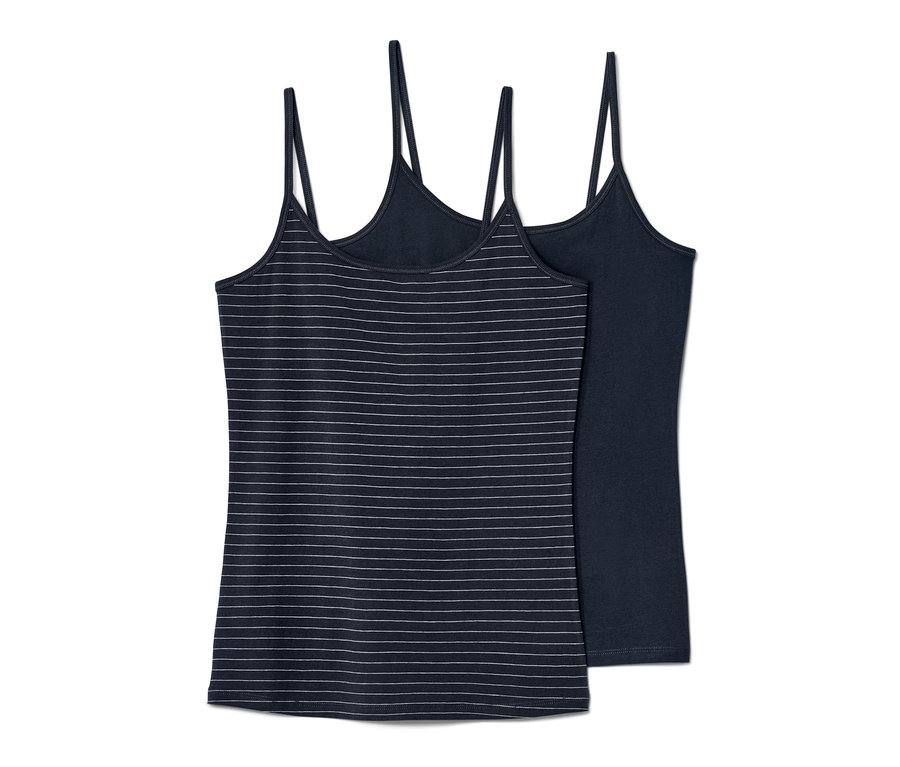 Deux débardeurs à fines bretelles, un rayé et un uni.