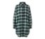 Chemise de nuit en flanelle verte à manches longues avec motif à carreaux.