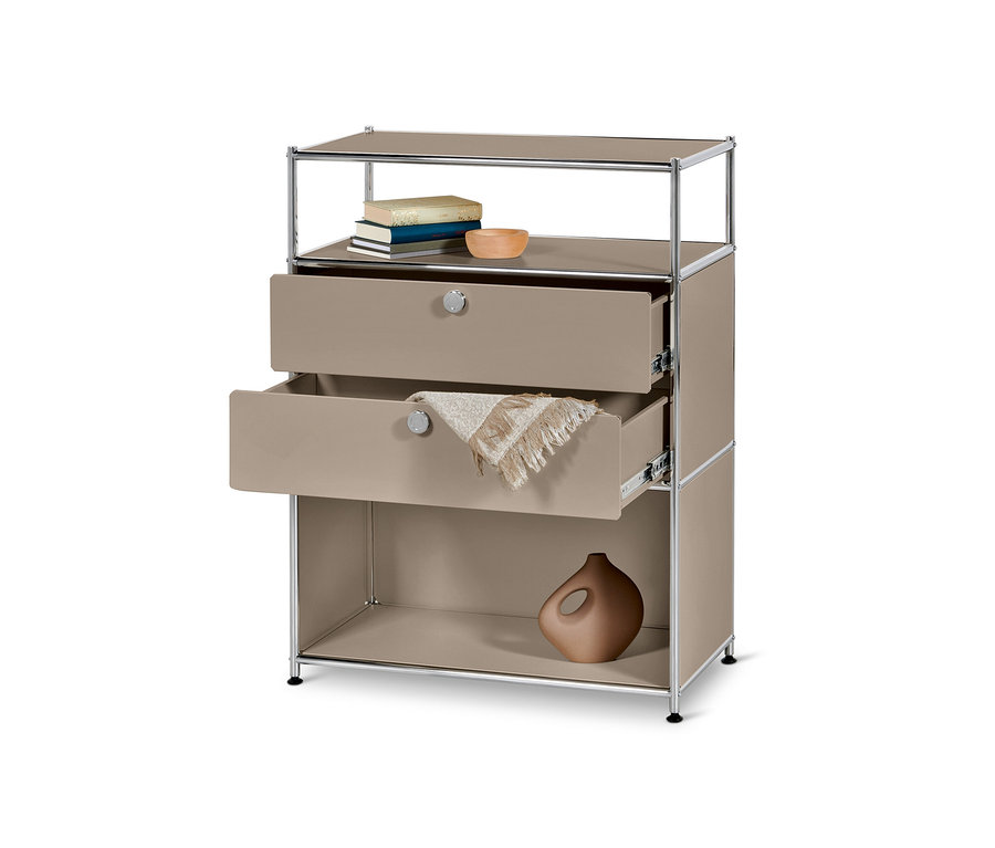 Commode en métal « CN3 » taupe avec 2 tiroirs dont un ouvert avec un tissu beige.