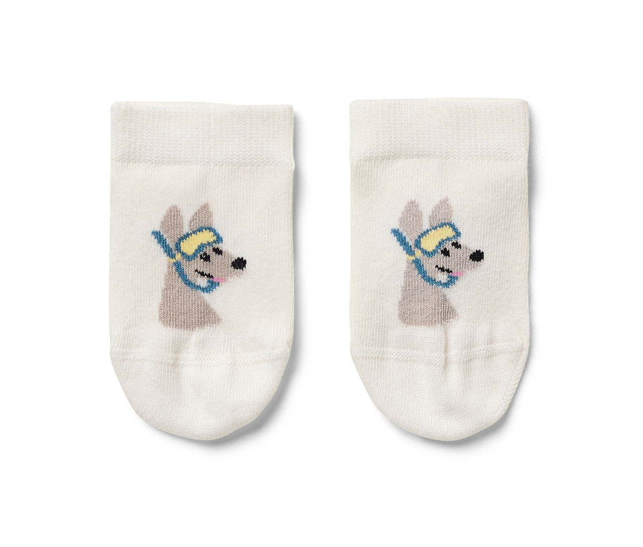 Deux paires de chaussettes de sport pour enfants avec un motif de kangourou portant des lunettes de plongée.
