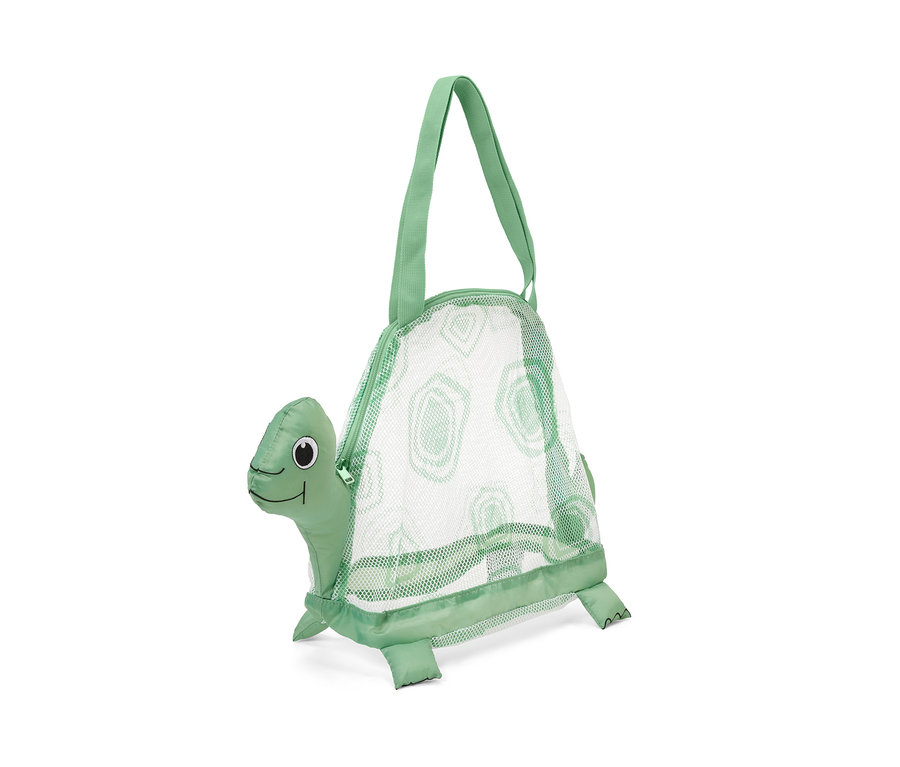 Sac en filet vert en forme de tortue pour jouets de plage avec une poignée.