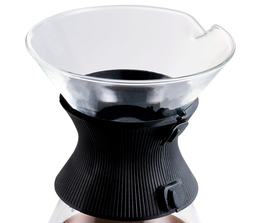 Détail d'une carafe en verre BEEM Pour Over, 0,75 l avec un support en plastique noir.
