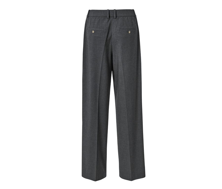 Pantalon tissé confortable gris avec boutons sur les poches arrière.