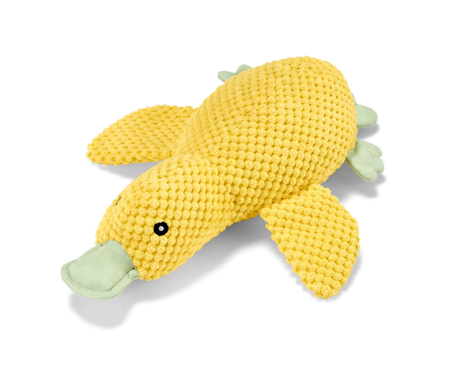 Un jouet en peluche pour chien « canard » est posé sur un fond blanc.