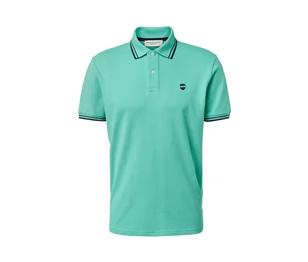 Polo en piqué vert.
