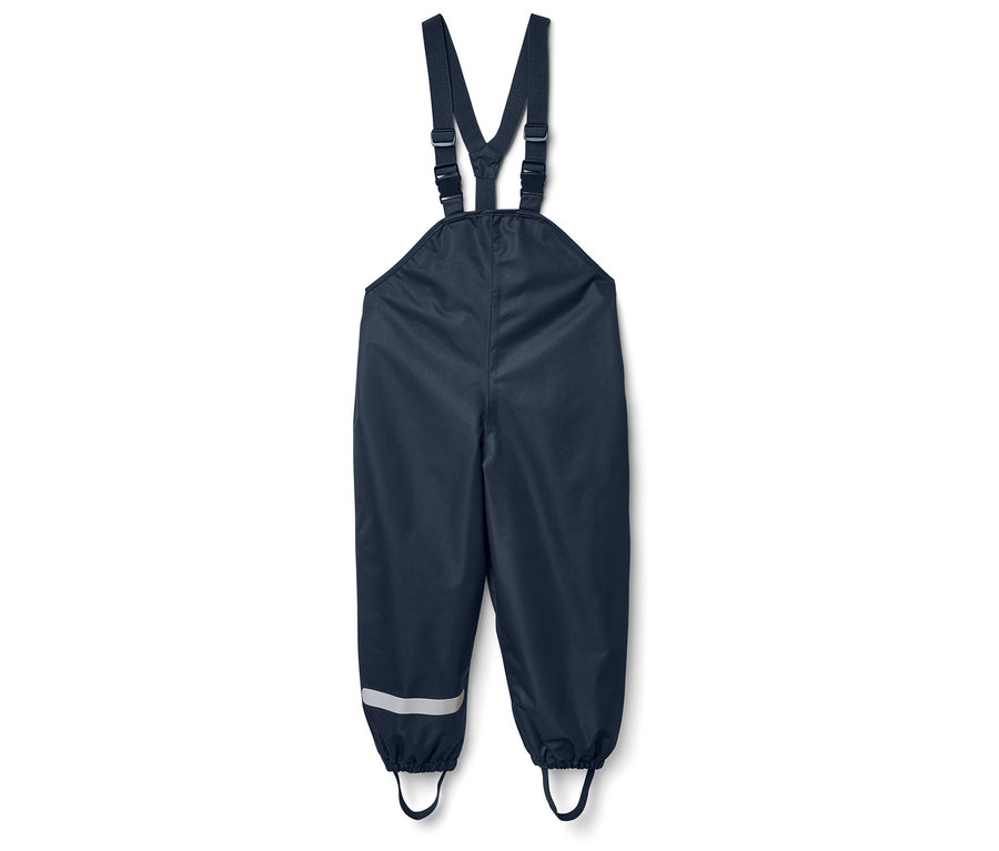 Pantalon de pluie bleu marine à bretelles avec bandes réfléchissantes sur les jambes.