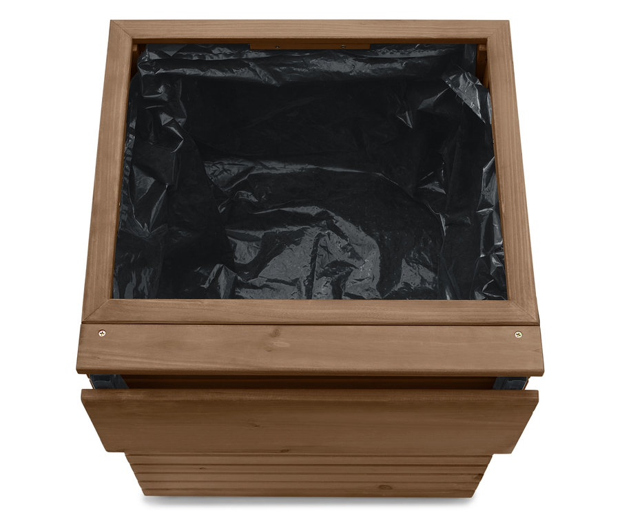 Vue de dessus d'un pot de fleurs carré en bois marron avec un film noir à l'intérieur.