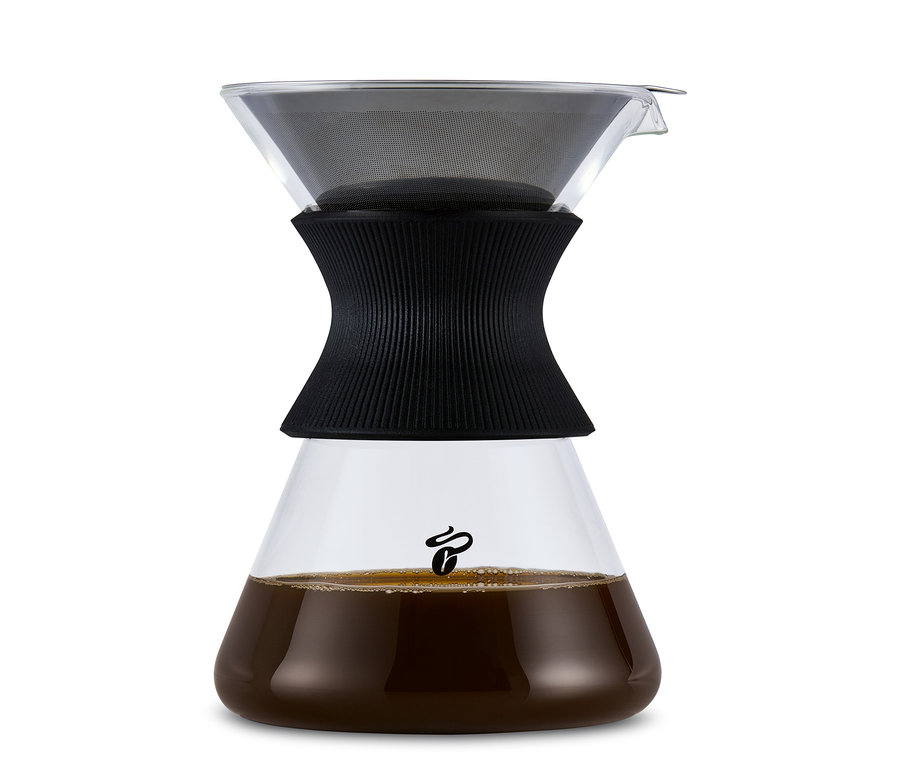 Une carafe en verre BEEM Pour Over, 0,75 l avec filtre et café.