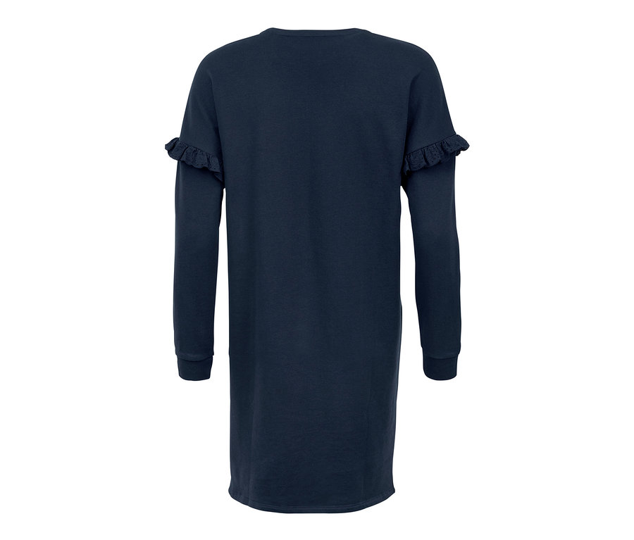 Robe molletonnée bleu marine à manches longues avec des volants.