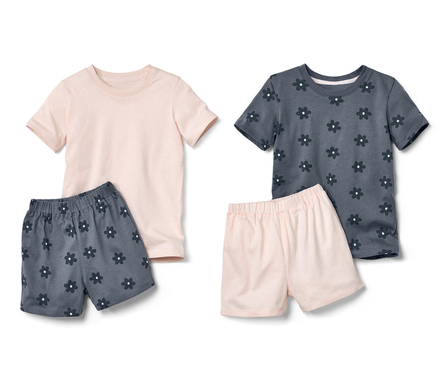 Deux ensembles de deux pièces comprenant un t-shirt et un short. 2 pyjamas pour tout-petits.