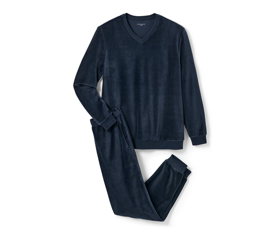Pyjama en velours ras bleu marine avec manches longues et pantalon.