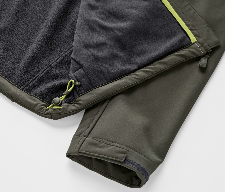 Détail d'une veste softshell.