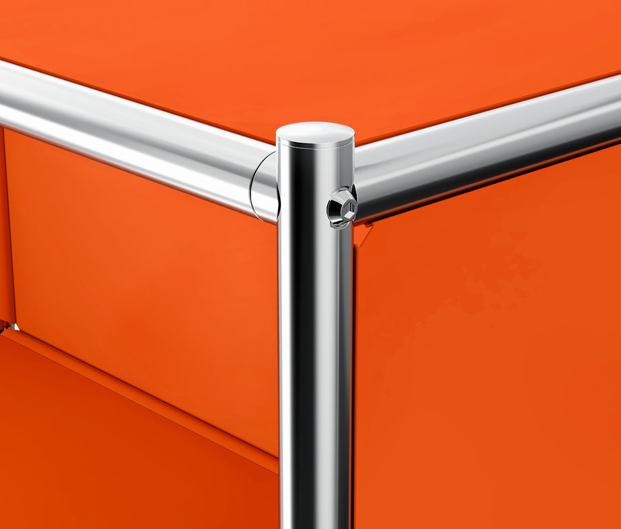 Détail du caisson à roulettes « CN3 » orange avec 3 tiroirs.