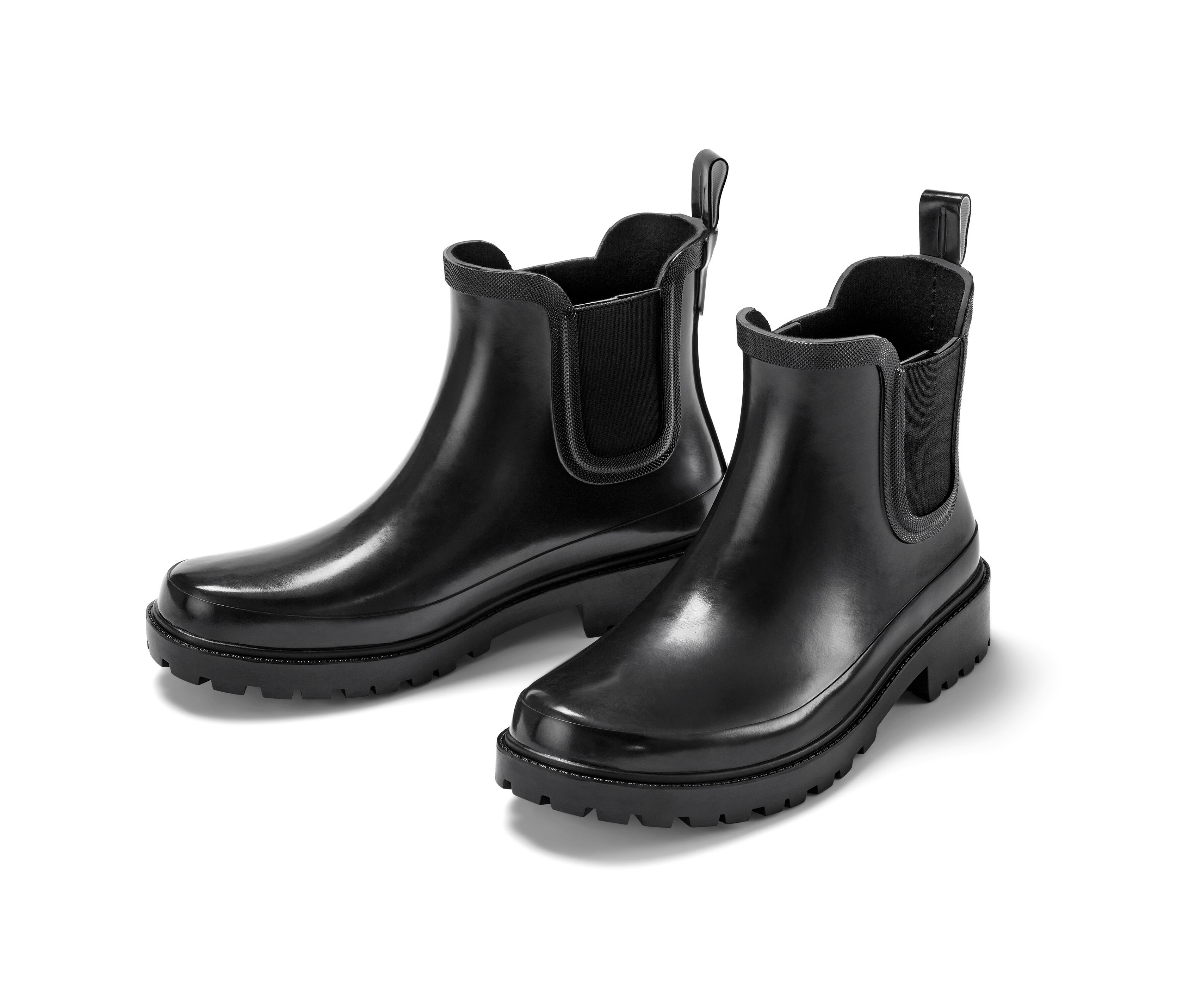 Deux bottines de pluie.