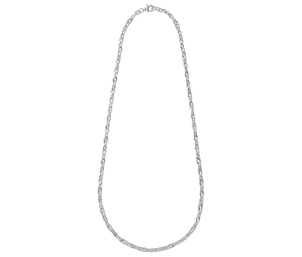Une chaîne argentée sur fond blanc.