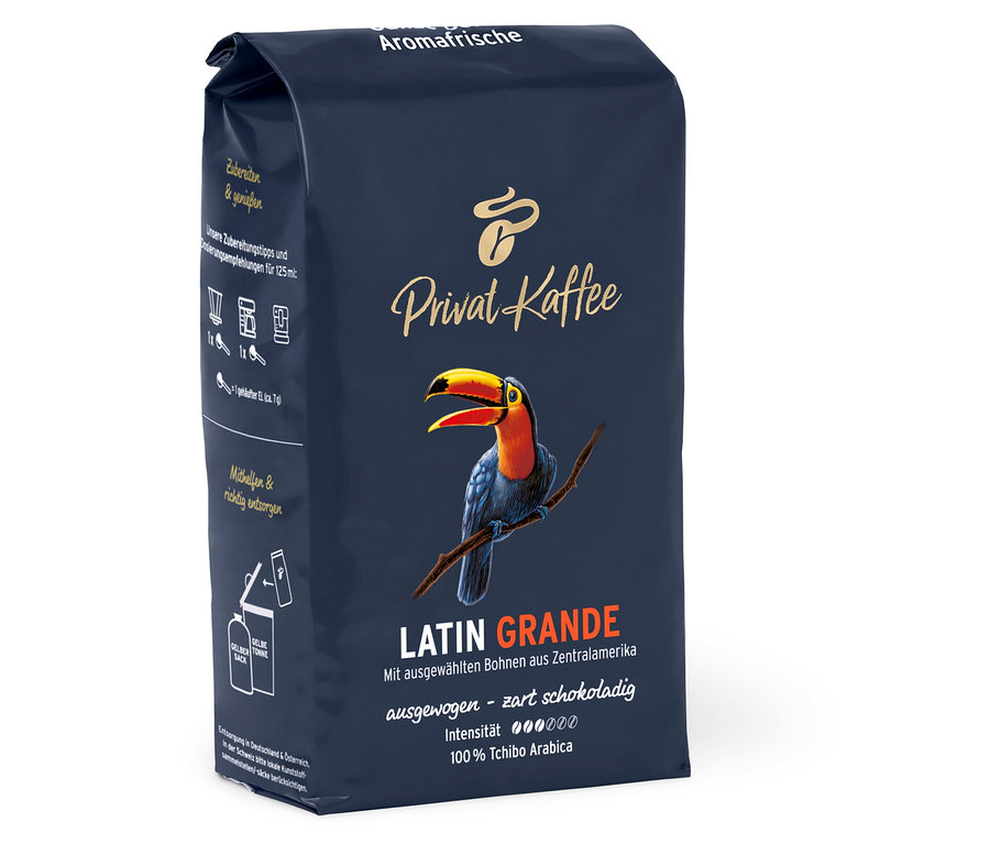 Paquet de café en grains Privat Kaffee Latin Grande avec une image de toucan.