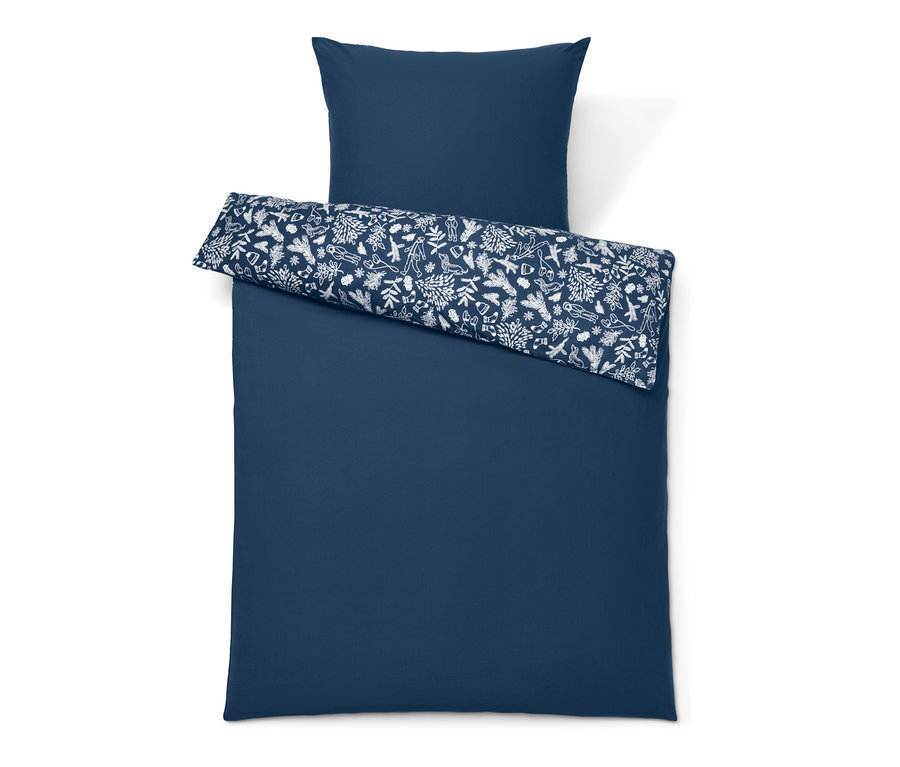 Parure de lit en jersey d'hiver bleu foncé avec motif.