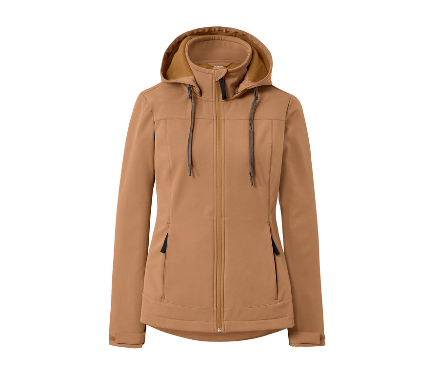 Veste softshell couleur cognac avec fermeture éclair et capuche.