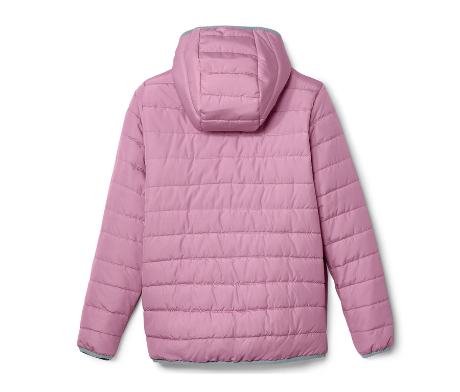 Détail d'une veste matelassée violette pour enfant.