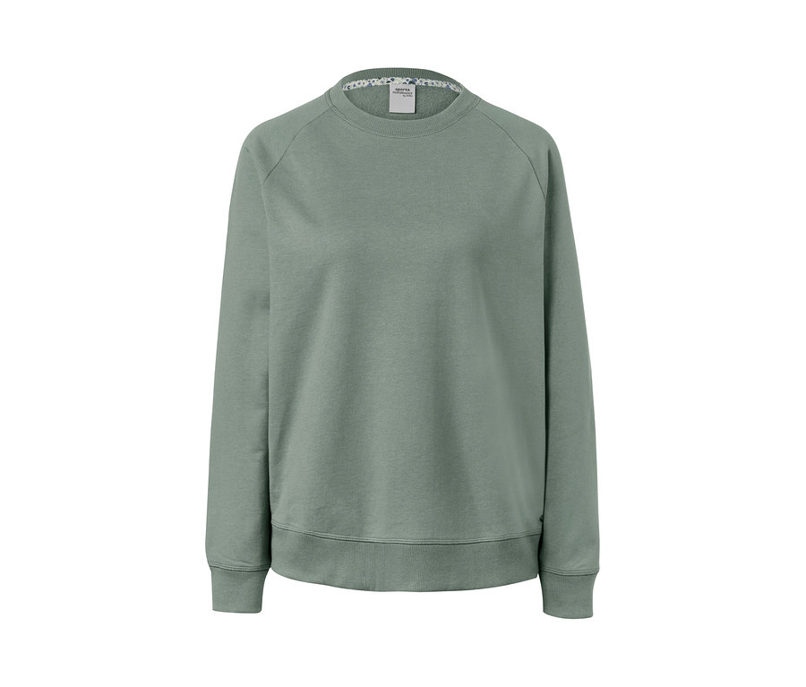 Un sweat-shirt de yoga vert.