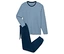 Un pyjama rayé à manches longues et un pantalon bleu marine sont posés sur un fond blanc.