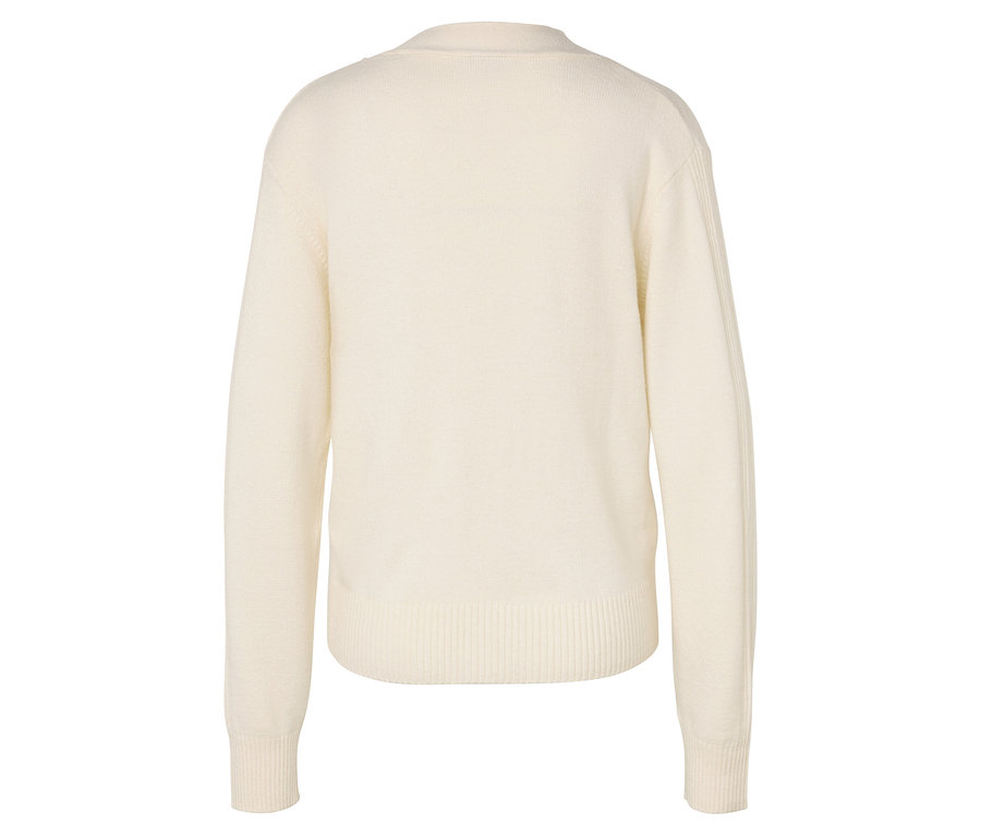 Vue arrière d'un pull crème à manches longues.