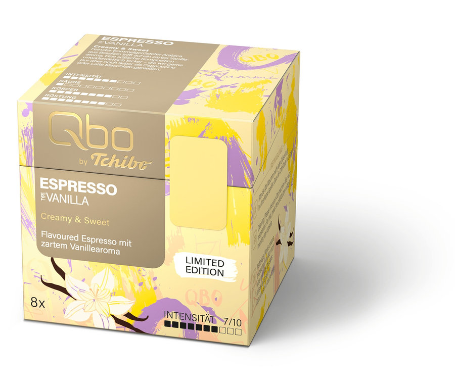 Une boîte de capsules Qbo by Tchibo Espresso Vanille avec une capsule jaune sur fond blanc.