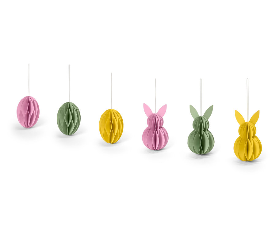 Six décorations de Pâques suspendues en forme d'œufs et de lapins en rose, vert et jaune.