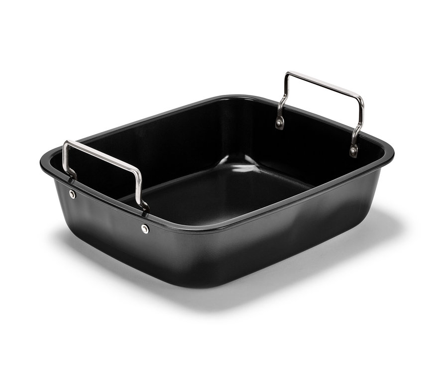 Une rôtissoire XL noire en acier inoxydable avec un gril.