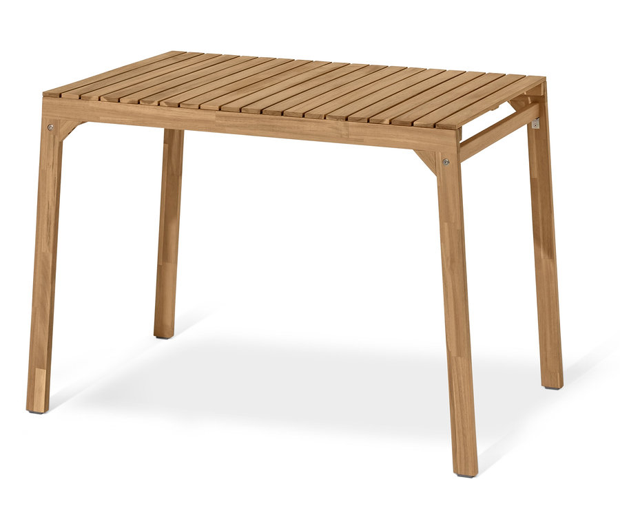 Table rectangulaire de l'ensemble balcon avec textile tissé, avec plateau à lattes et quatre pieds carrés.