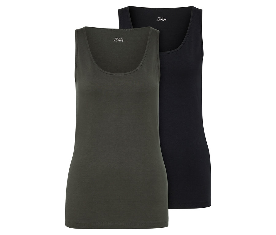 Deux hauts, vert olive et noir.